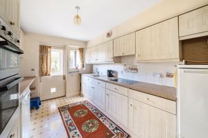 Kitchen- click for photo gallery